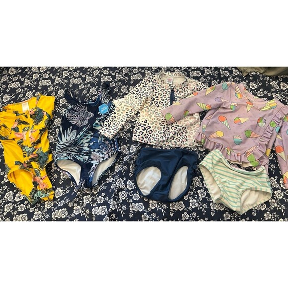 Girl’s Swimsuit Bundle 2T - Picture 1 of 4